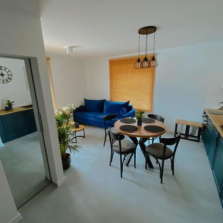 Cztery Pory Roku Apartment Wiele Bagian luar foto