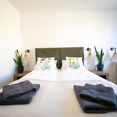 Cztery Pory Roku Apartment Wiele Bagian luar foto