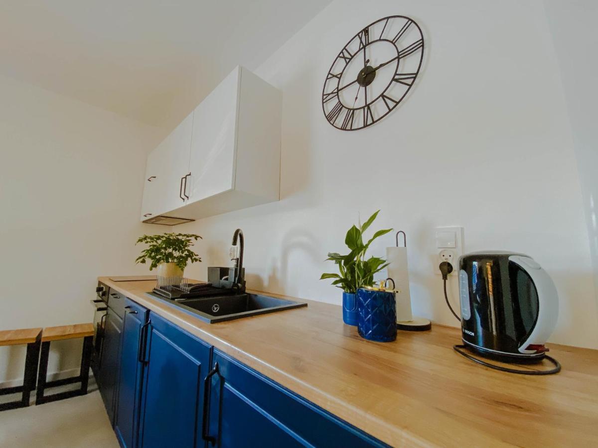 Cztery Pory Roku Apartment Wiele Bagian luar foto