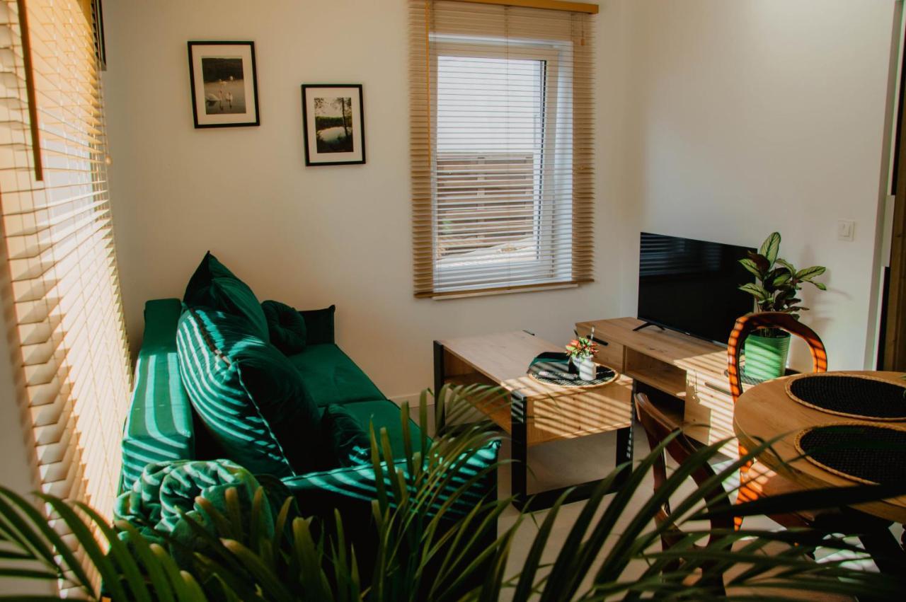 Cztery Pory Roku Apartment Wiele Bagian luar foto