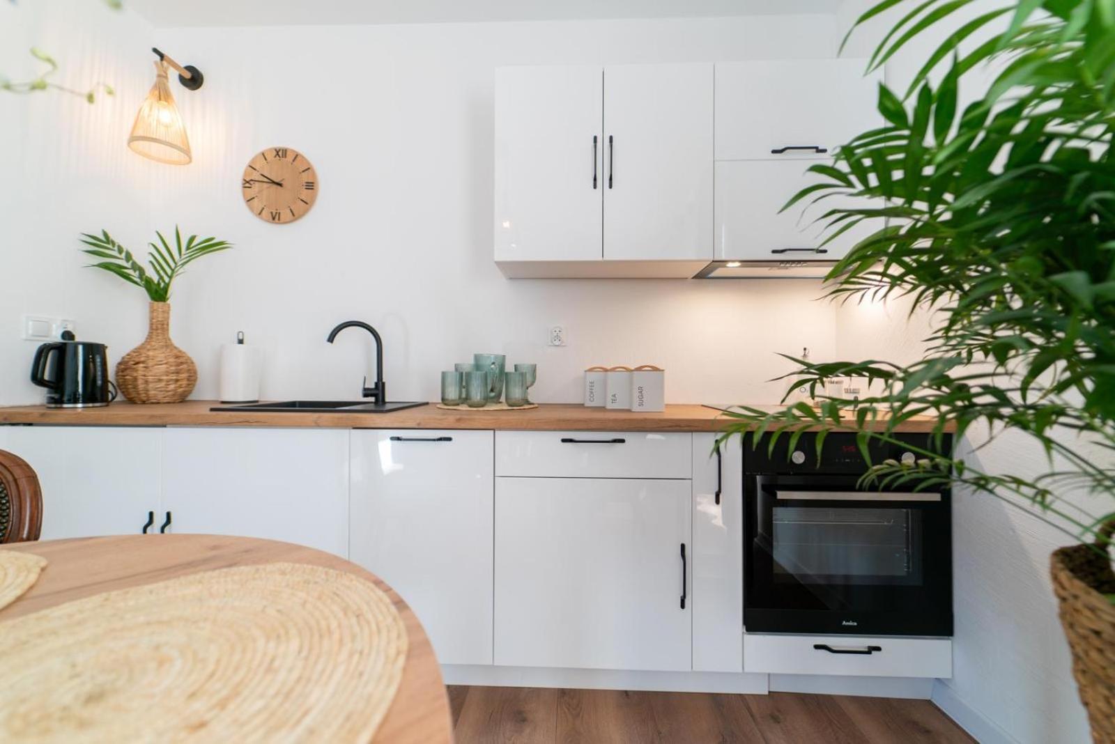 Cztery Pory Roku Apartment Wiele Bagian luar foto