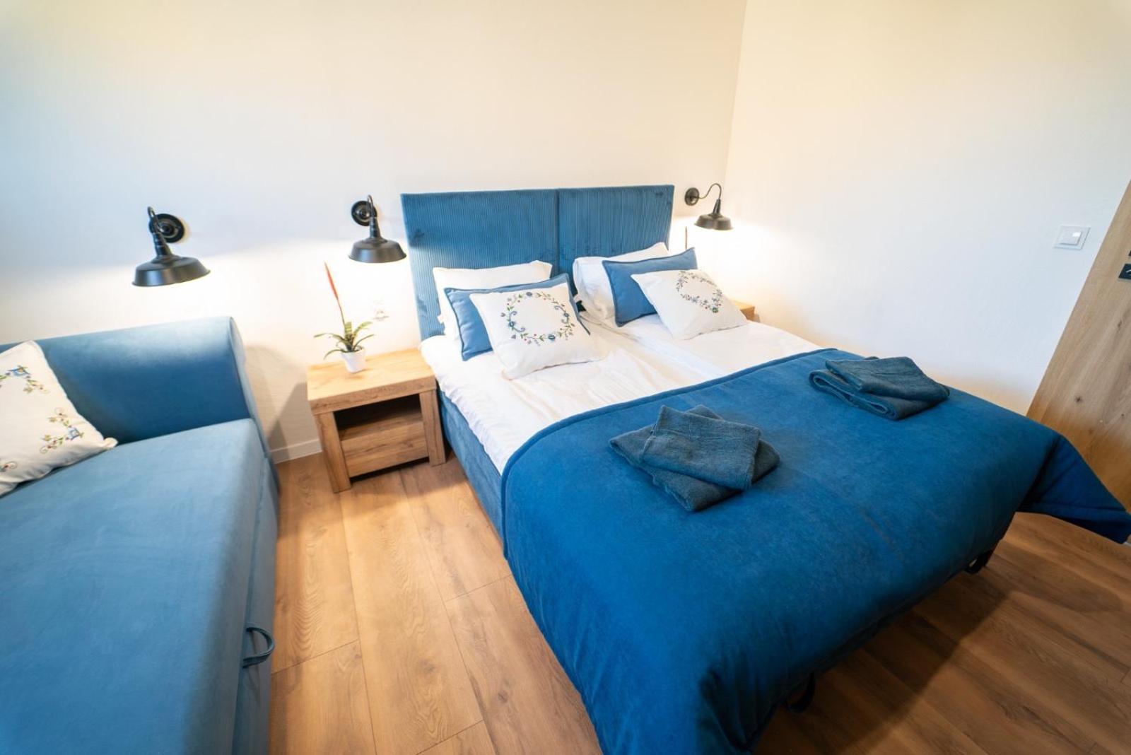 Cztery Pory Roku Apartment Wiele Bagian luar foto